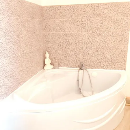 Holiday home Holiday Peigrier Chateauneuf-Val-Saint-Donat