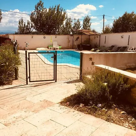 Holiday Peigrier Holiday home Chateauneuf-Val-Saint-Donat